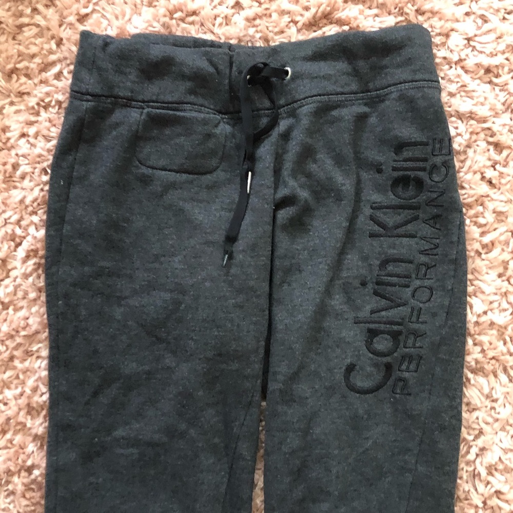 Calvin Kelin performance cropped joggers S grey